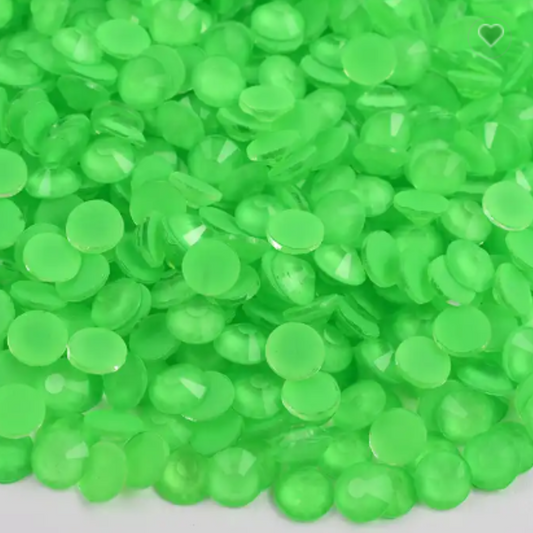 135 Neon Pure Green - Premium Glass Crystal Flatback Rhinestones