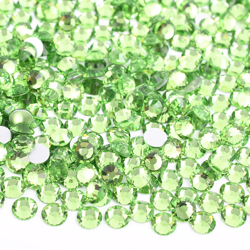 023 Lt. Emerald - Premium Glass Crystal Flatback Rhinestones