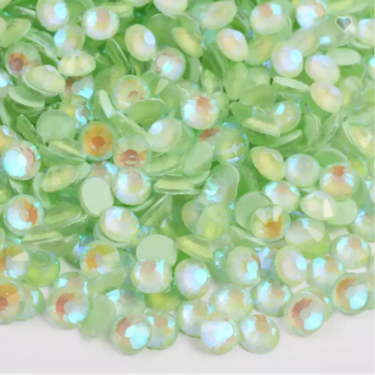 107 Luminous Lt. Emerald - Premium Glass Crystal Flatback Rhinestones