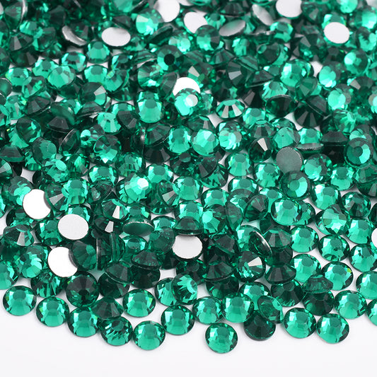 015 Green Zircon - Premium Glass Crystal Flatback Rhinestones