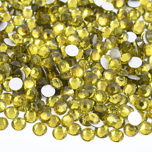 025 Olivine - Premium Rhinestones