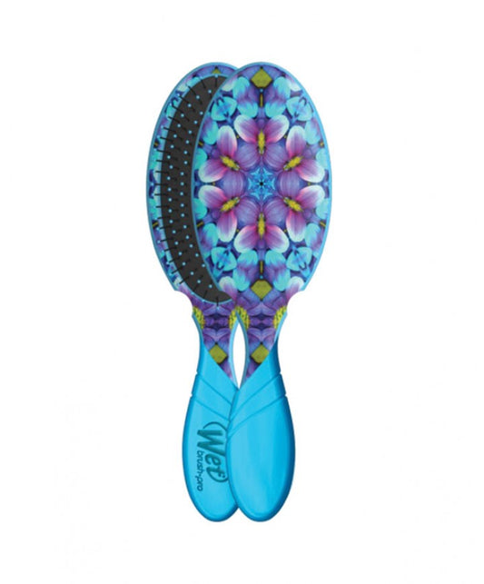 Buy online high quality Wet Brush Pro Detangler - The Movement Boutique - Kelowna